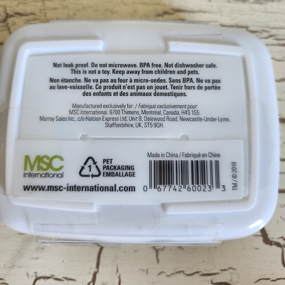 3/$15 NEW Joie MSC Snack & Store On The Go - Picture 3 of 3